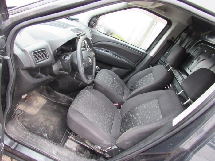 Opel Combo 1.3 CDTI 16V ecoFlex Sloopvoertuig (2012, Zwart)