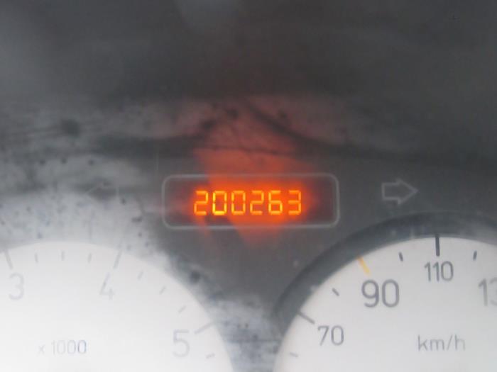 Peugeot 206 CC 1.6 16V Sloopvoertuig (2003, Grijs)