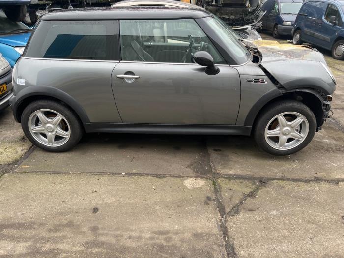Mini Mini Cooper S 1.6 16V Sloopvoertuig (2002, Grijs)