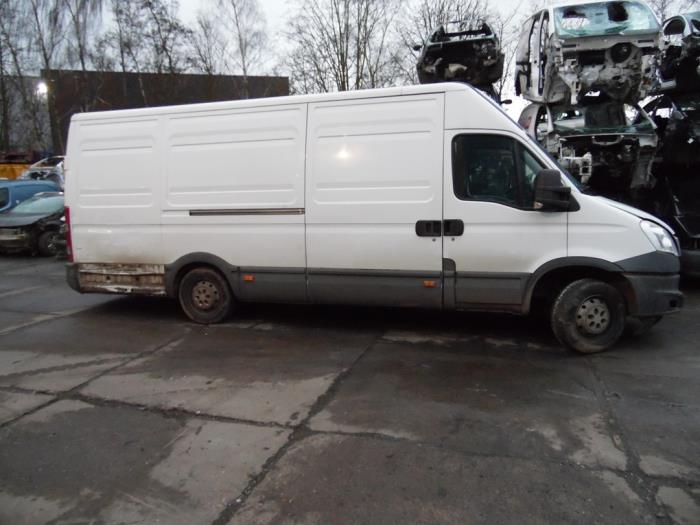 Iveco New Daily V 35C15V, 40C15V Sloopvoertuig (2013, Wit)