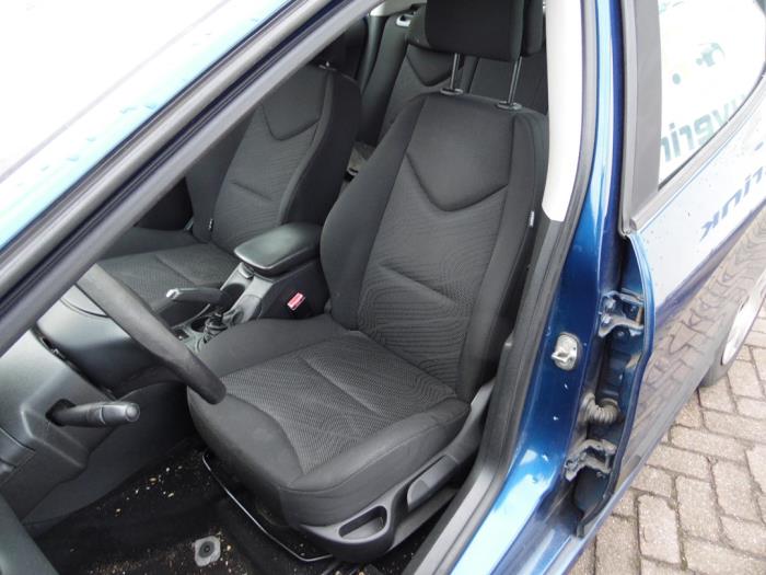 Peugeot 308 1.4 VTI 16V Sloopvoertuig (2008, Blauw)