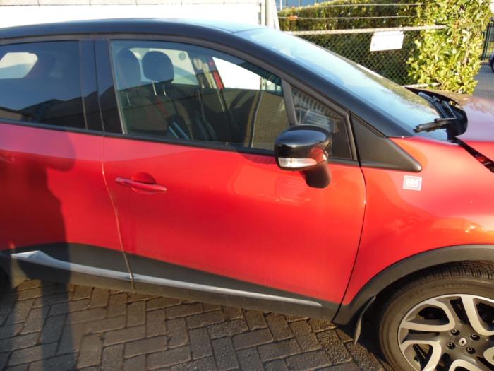 Renault Captur 0.9 Energy TCE 12V Sloopvoertuig (2015, Rood)