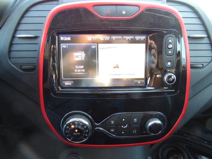 Renault Captur 0.9 Energy TCE 12V Sloopvoertuig (2015, Rood)