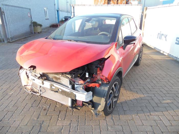 Renault Captur 0.9 Energy TCE 12V Sloopvoertuig (2015, Rood)