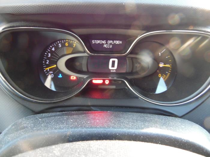 Renault Captur 0.9 Energy TCE 12V Sloopvoertuig (2015, Rood)