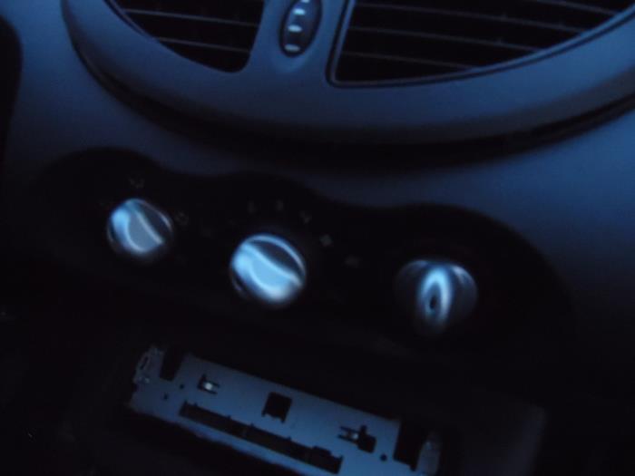 Renault Twingo II 1.2 16V Sloopvoertuig (2013, Wit)