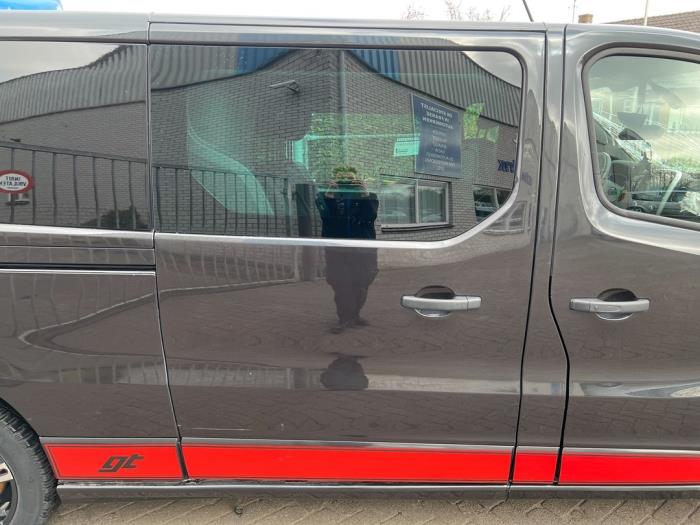 Opel Vivaro 1.6 CDTi BiTurbo 145 Sloopvoertuig (2019, Zwart)