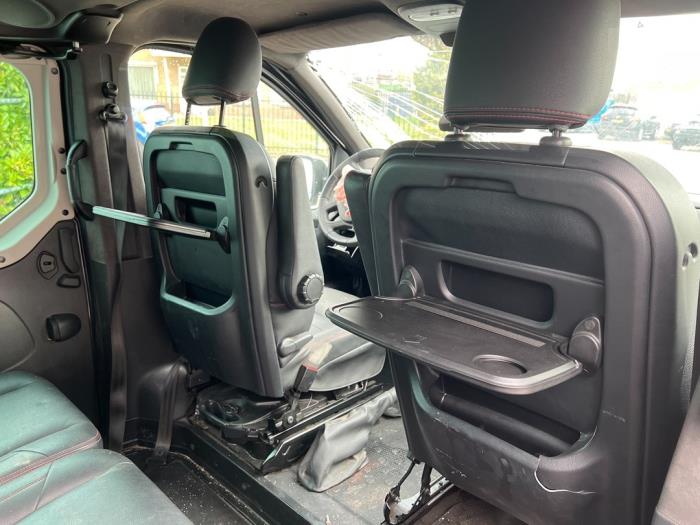 Opel Vivaro 1.6 CDTi BiTurbo 145 Sloopvoertuig (2019, Zwart)