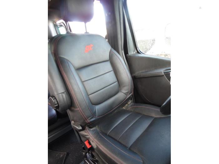 Opel Vivaro 1.6 CDTi BiTurbo 145 Sloopvoertuig (2019, Zwart)