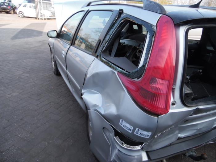 Peugeot 206 SW 1.6 16V Sloopvoertuig (2003, Grijs)