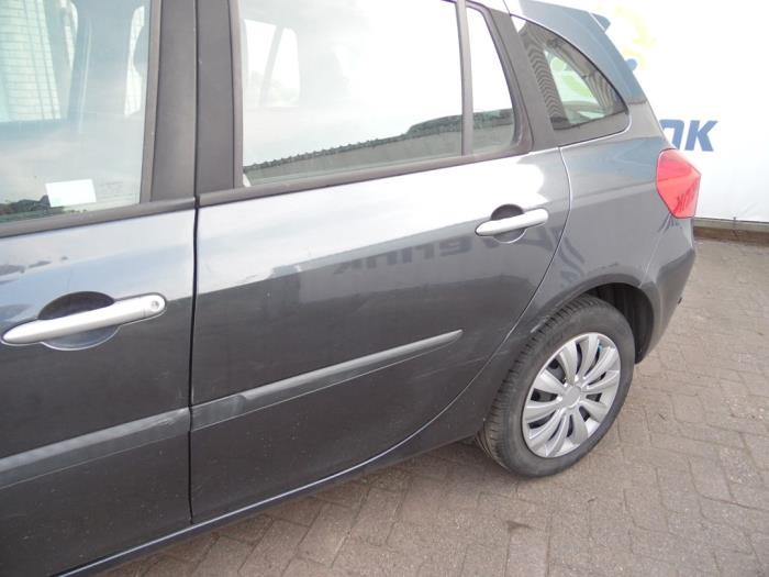 Renault Clio III Estate/Grandtour 1.2 16V TCE 100 Sloopvoertuig (2008, Donker, Grijs)