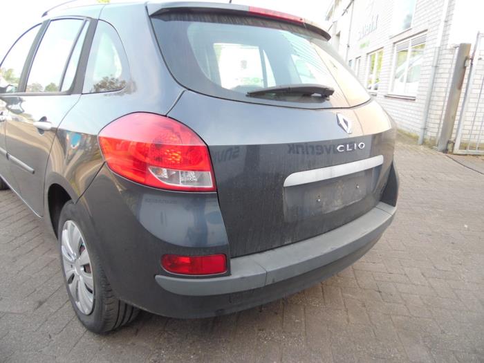 Renault Clio III Estate/Grandtour 1.2 16V TCE 100 Sloopvoertuig (2008, Donker, Grijs)
