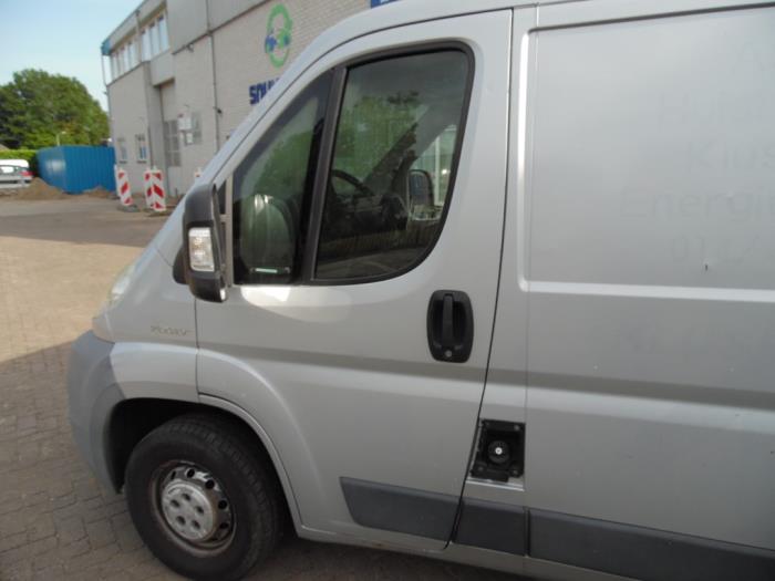 Peugeot Boxer 2.2 HDi 100 Euro 4 Sloopvoertuig (2007, Grijs)