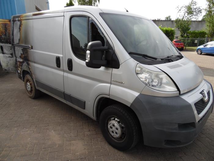 Peugeot Boxer 2.2 HDi 100 Euro 4 Sloopvoertuig (2007, Grijs)
