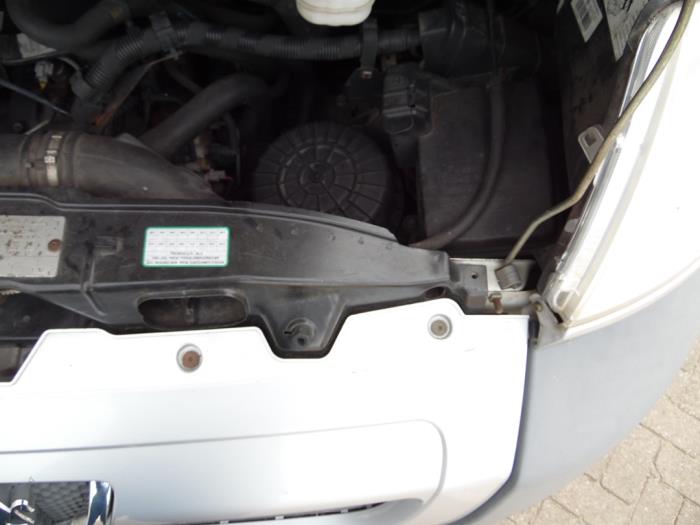 Peugeot Boxer 2.2 HDi 100 Euro 4 Sloopvoertuig (2007, Grijs)