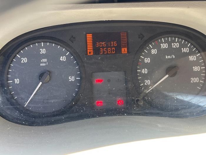 Opel Vivaro 2.5 CDTI 16V Sloopvoertuig (2008, Rood)