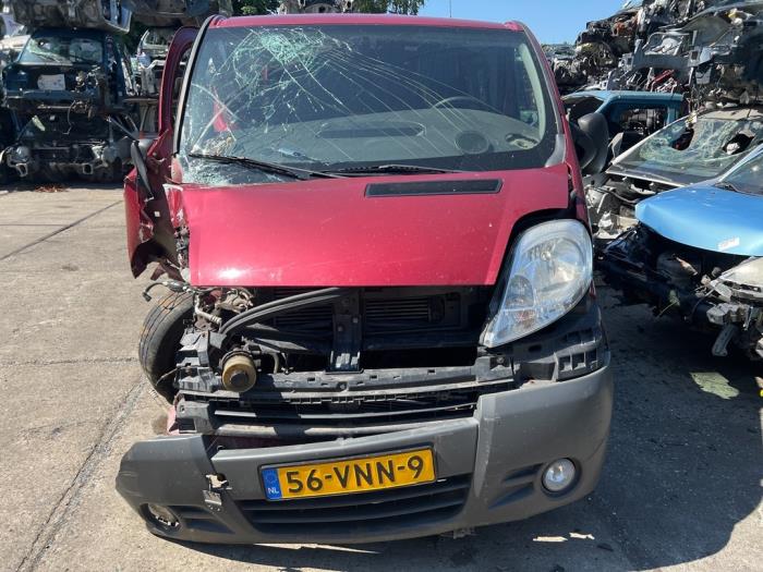 Opel Vivaro 2.5 CDTI 16V Sloopvoertuig (2008, Rood)