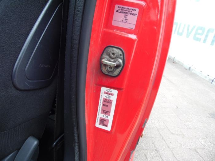 Citroen C2 1.4 HDI Sloopvoertuig (2005, Rood)