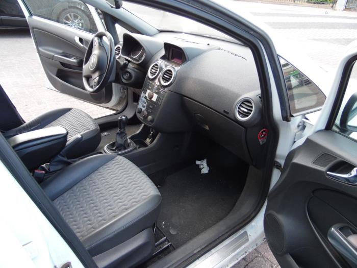 Opel Corsa D 1.3 CDTi 16V ecoFLEX Sloopvoertuig (2011, Wit)