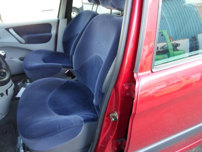 Citroen Xsara Picasso 1.6i 16V Sloopvoertuig (2006, Rood)