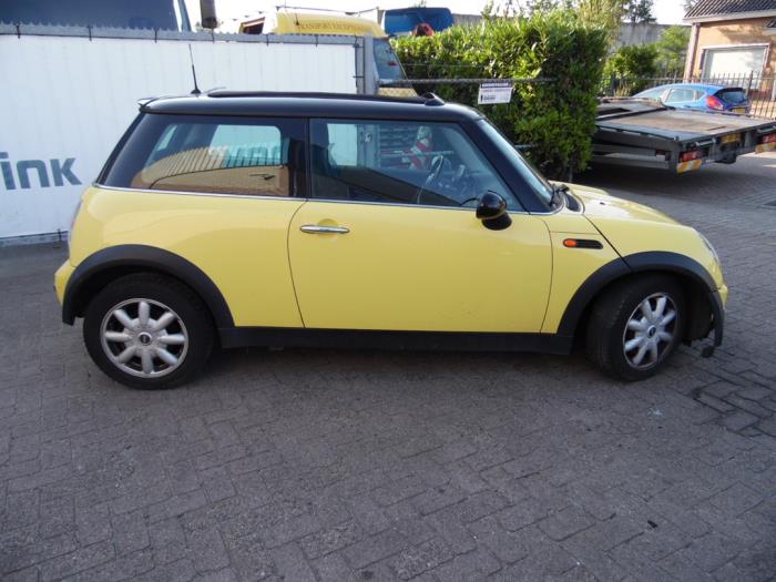 BMW Mini One/Cooper 1.6 16V Cooper Sloopvoertuig (2003, Geel)
