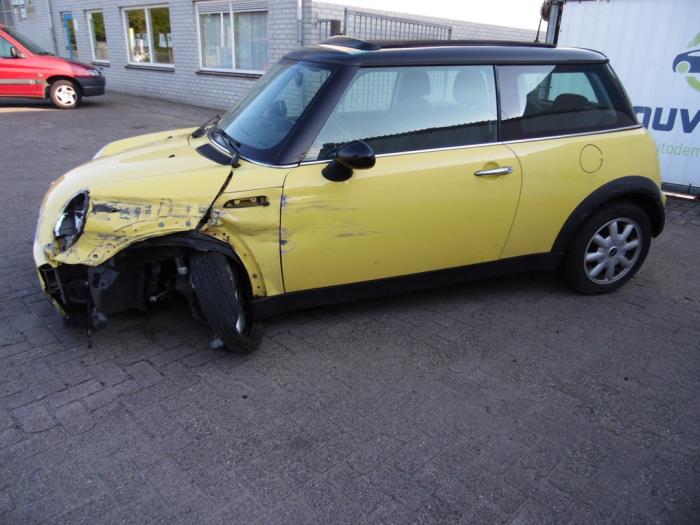 BMW Mini One/Cooper 1.6 16V Cooper Sloopvoertuig (2003, Geel)