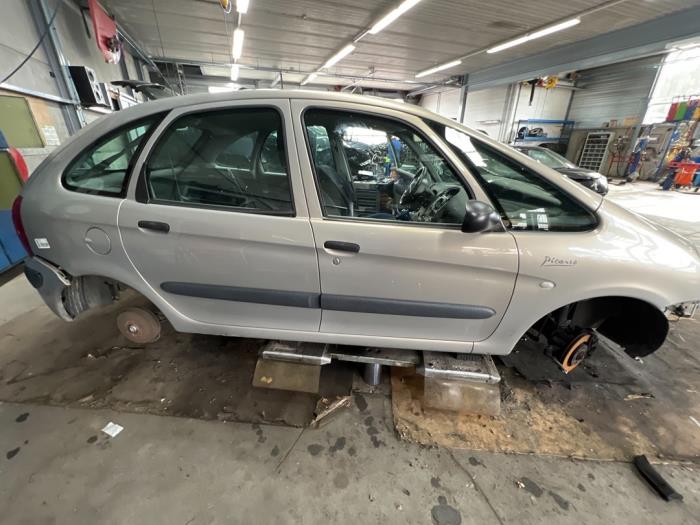 Citroen Xsara Picasso 1.8 16V Sloopvoertuig (2004, Beige)