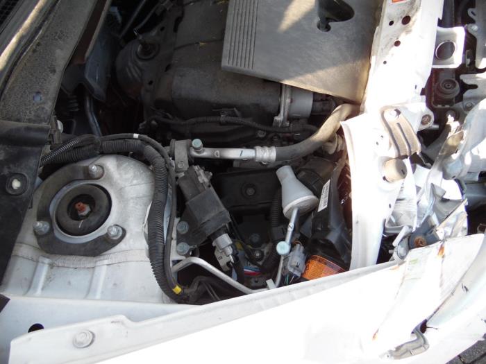 Mitsubishi Outlander 2.0 16V 4x4 Sloopvoertuig (2015, Wit)