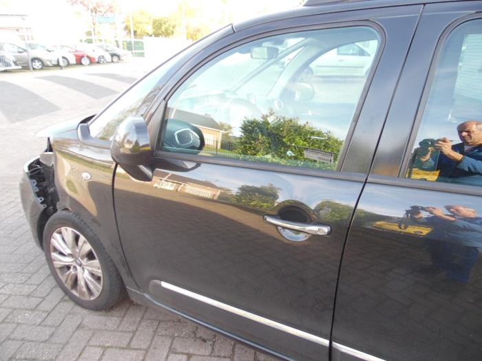 Citroen C3 Picasso 1.6 16V VTI 120 Sloopvoertuig (2010, Zwart)