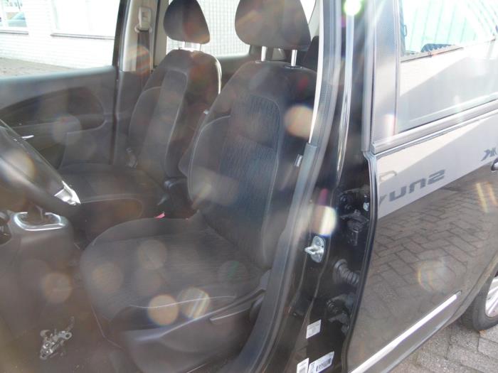 Citroen C3 Picasso 1.6 16V VTI 120 Sloopvoertuig (2010, Zwart)