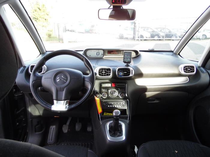 Citroen C3 Picasso 1.6 16V VTI 120 Sloopvoertuig (2010, Zwart)