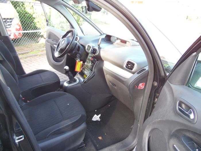 Citroen C3 Picasso 1.6 16V VTI 120 Sloopvoertuig (2010, Zwart)