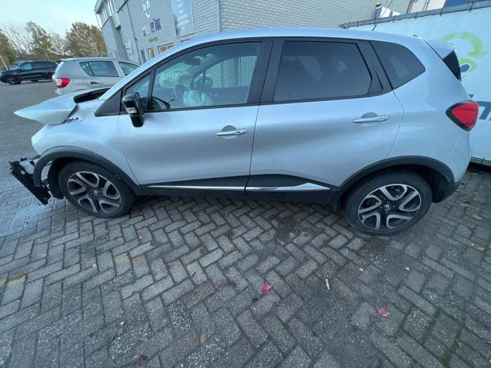 Renault Captur 0.9 Energy TCE 12V Sloopvoertuig (2016, Grijs)
