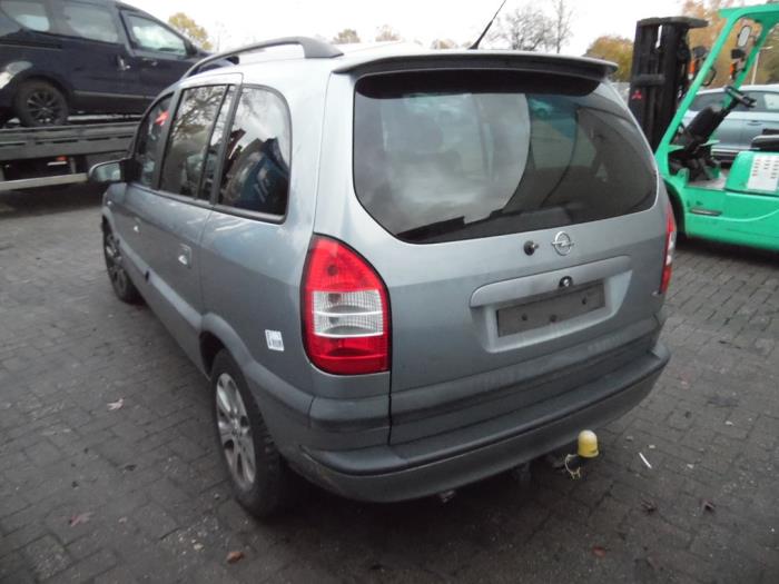 Opel Zafira 1.8 16V Sloopvoertuig (2003, Grijs)