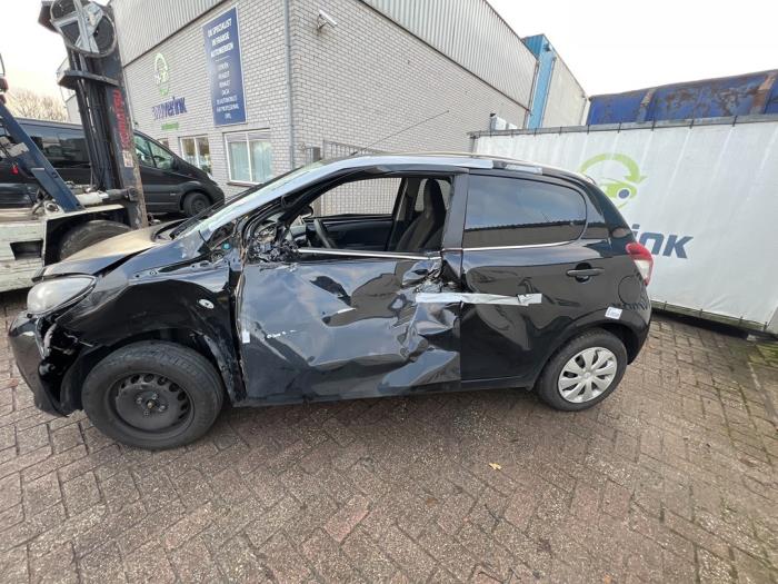 Peugeot 108 1.0 12V VVT-i Sloopvoertuig (2020, Zwart)