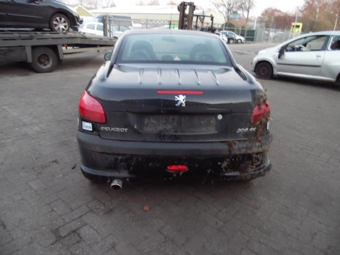 Peugeot 206 CC 2.0 16V Sloopvoertuig (2002, Zwart)