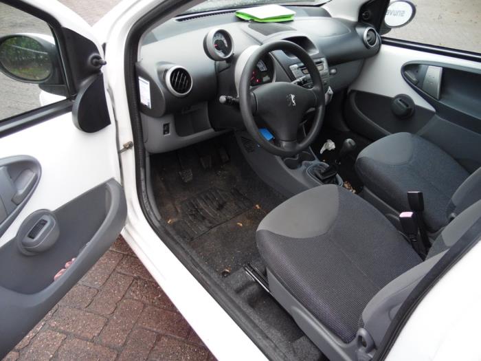 Peugeot 107 1.0 12V Sloopvoertuig (2008, Wit)