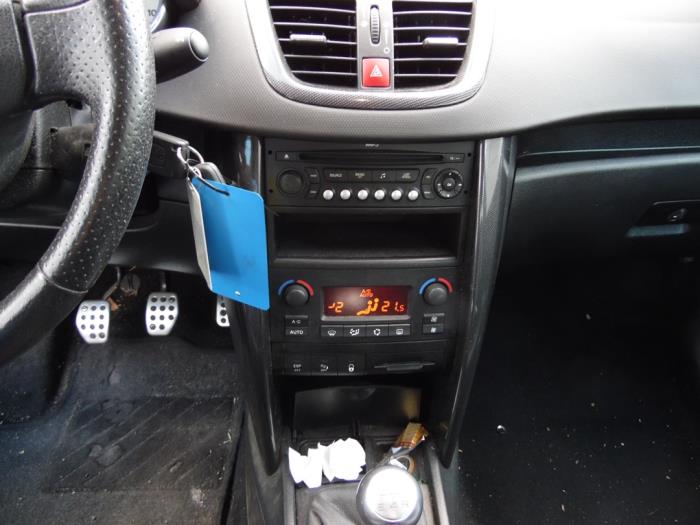 Peugeot 207/207+ 1.6 16V GT THP Sloopvoertuig (2006, Zwart)