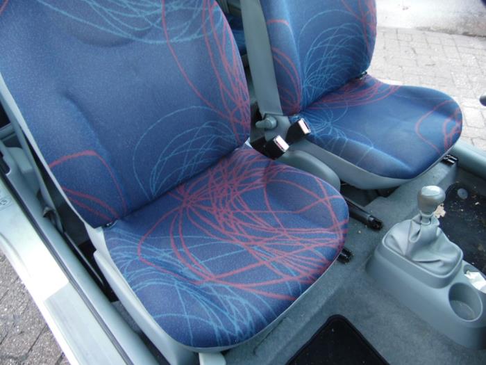 Renault Twingo 1.2 16V Sloopvoertuig (2004, Grijs)