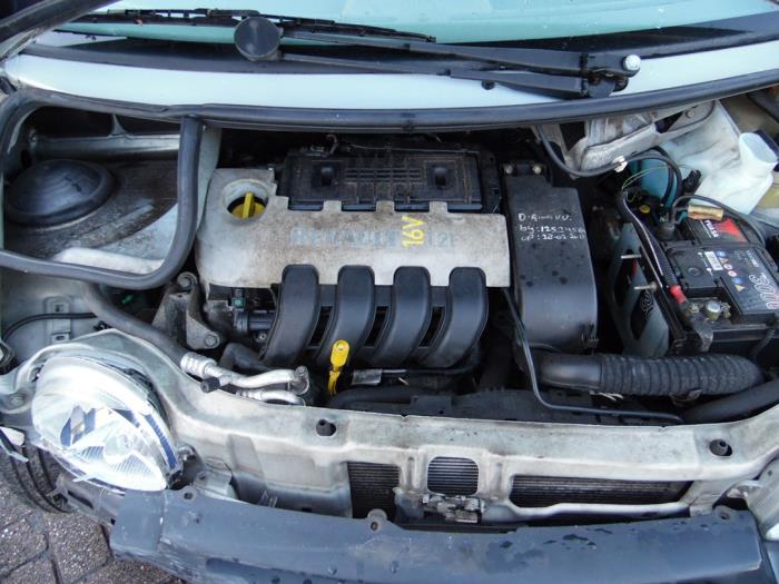 Renault Twingo 1.2 16V Sloopvoertuig (2004, Grijs)