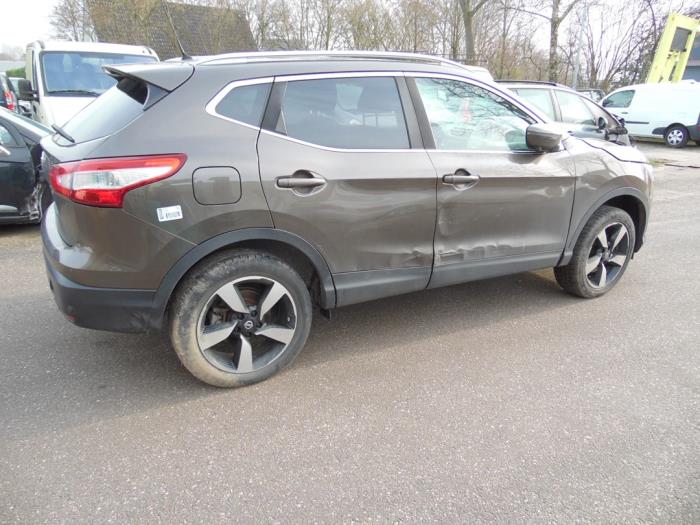 Nissan Qashqai 1.2 DIG-T 16V Sloopvoertuig (2014, Bruin)