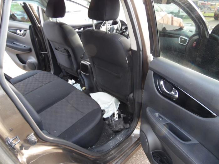 Nissan Qashqai 1.2 DIG-T 16V Sloopvoertuig (2014, Bruin)