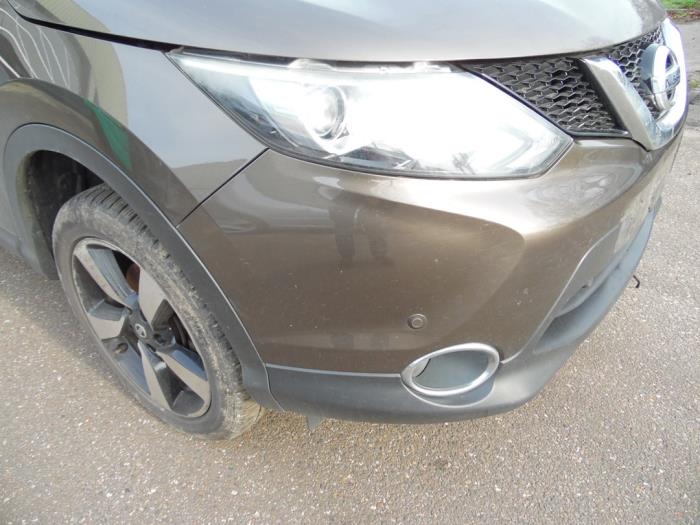 Nissan Qashqai 1.2 DIG-T 16V Sloopvoertuig (2014, Bruin)