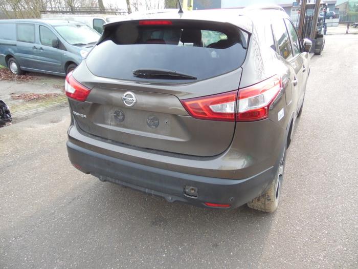 Nissan Qashqai 1.2 DIG-T 16V Sloopvoertuig (2014, Bruin)