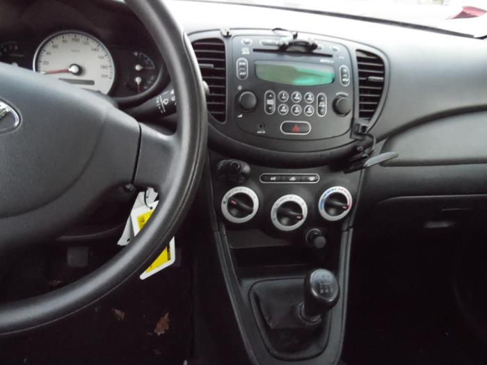 Hyundai i10 1.2i 16V Sloopvoertuig (2009, Zwart)