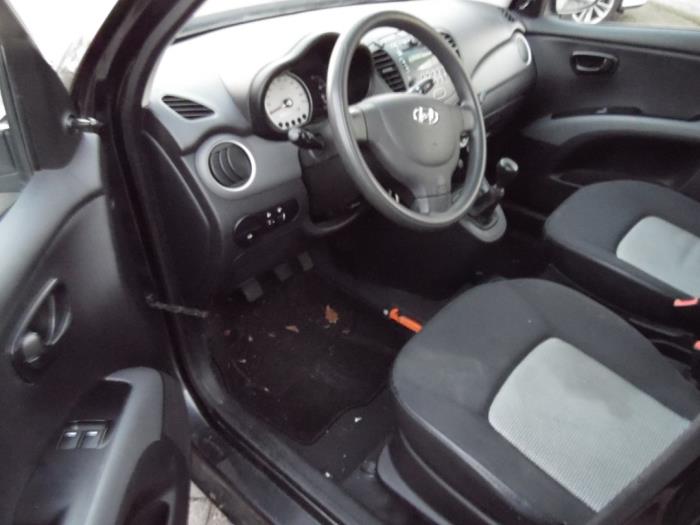 Hyundai i10 1.2i 16V Sloopvoertuig (2009, Zwart)