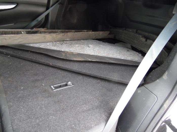 Nissan Qashqai 1.2 DIG-T 16V Sloopvoertuig (2017, Zwart)