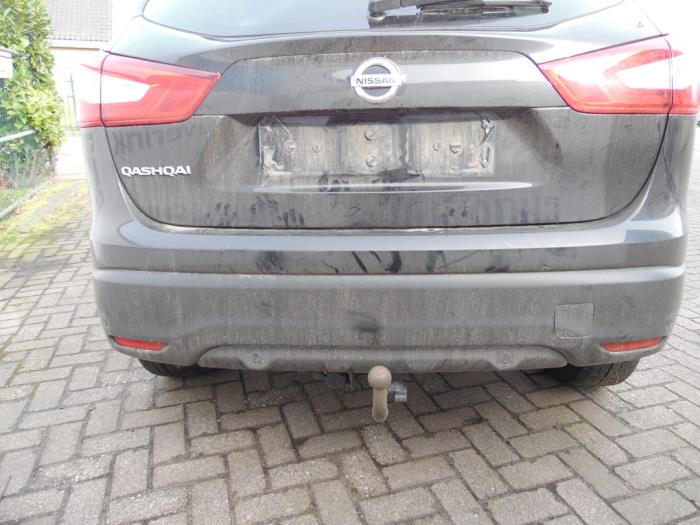 Nissan Qashqai 1.2 DIG-T 16V Sloopvoertuig (2017, Zwart)