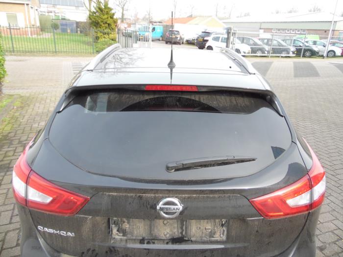 Nissan Qashqai 1.2 DIG-T 16V Sloopvoertuig (2017, Zwart)