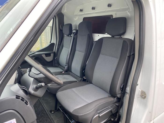 Renault Master III 2.3 dCi 16V Occasion (2014, Wit)